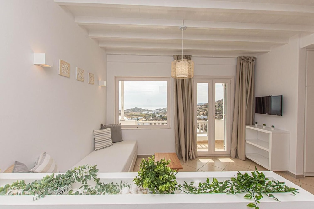 Overview Mykonos Apartments — 4-Star Luxury Hotel in Mykonos, Greece