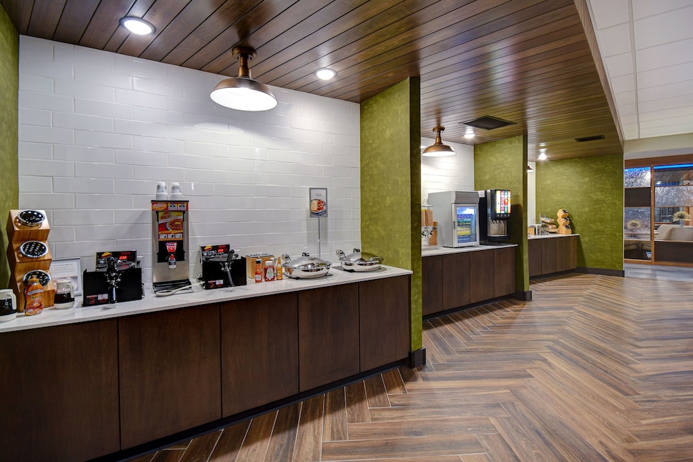 Fairfield Inn & Suites by Marriott Grand Rapids Wyoming - photo 31