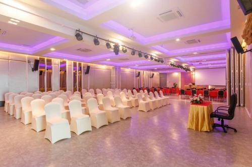 River Hotel Pattani — Pattani