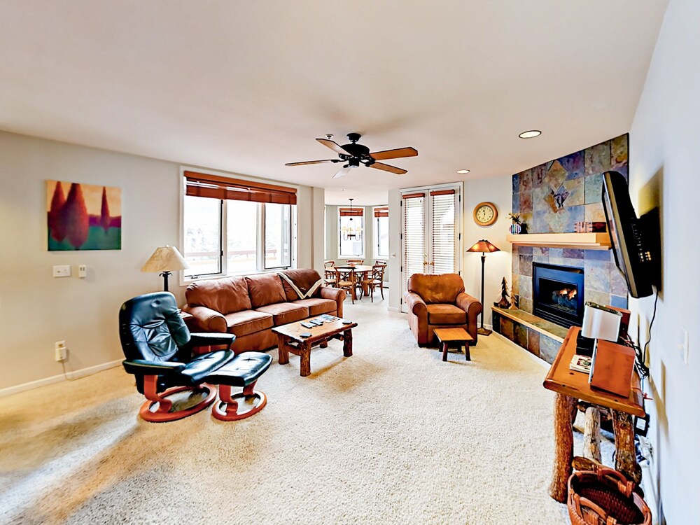 2700 Eagleridge Dr Condo Unit N11 — 4-Star Luxury Hotel in Steamboat Springs, United States