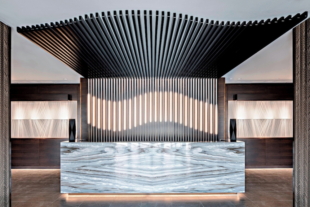 AC Hotel by Marriott Grand Rapids Downtown - photo 2