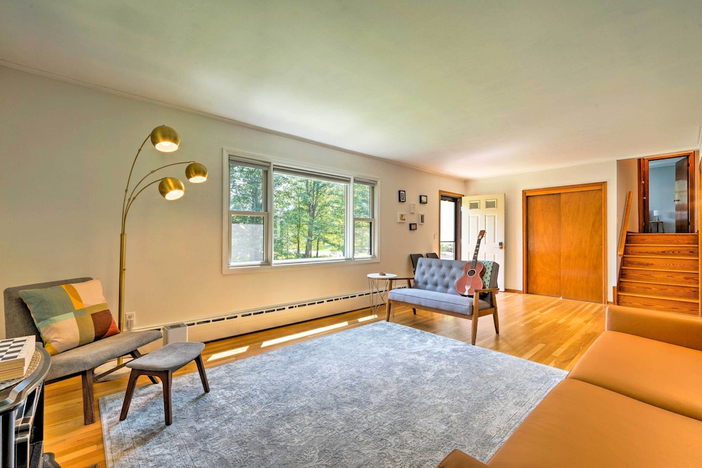 Nostalgic Vermont Escape in Manchester Center - photo 26