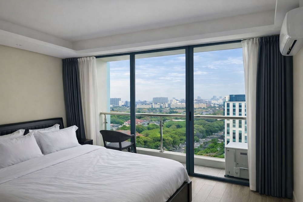 L.Condotel — 4-Star Luxury Hotel in Manila, Philippines