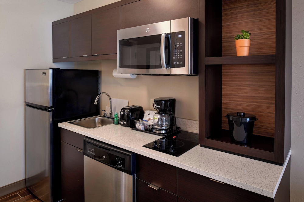 TownePlace Suites by Marriott Jackson - photo 10
