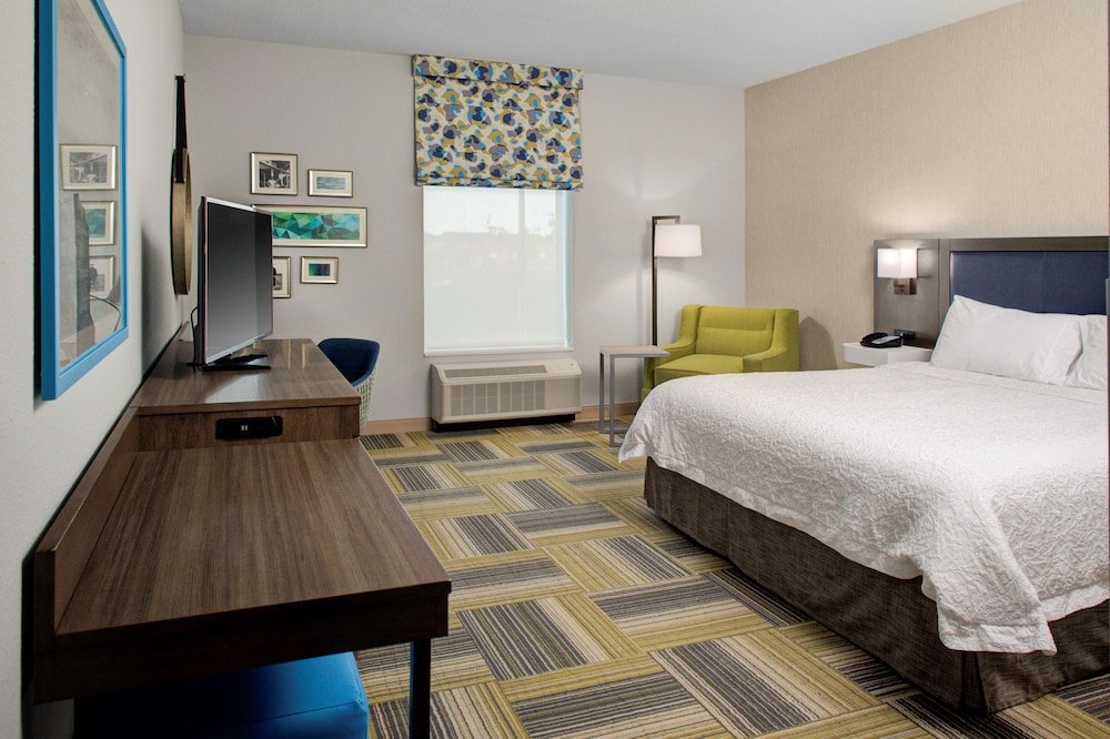 Hampton Inn & Suites Syracuse North Airport Area - photo 31