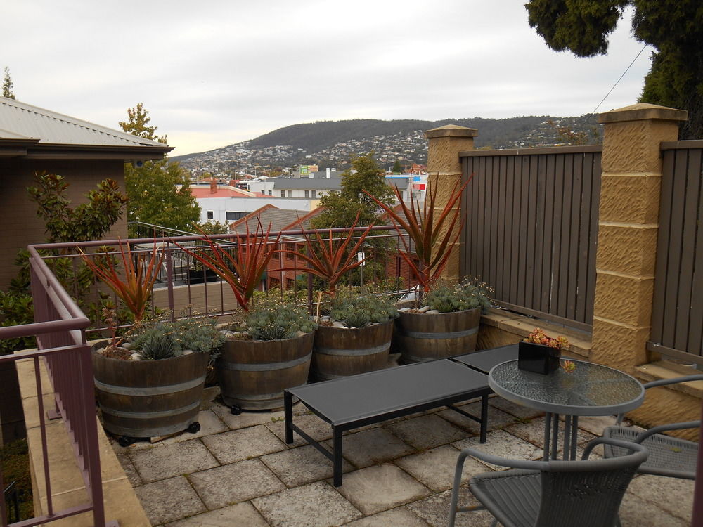 Apartments on Star — Battery Point — photo 3