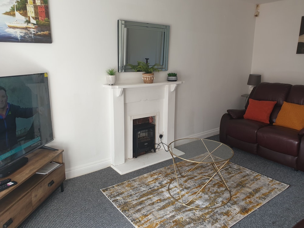 3 Bed House With Parking In Lighthorne Heath 17837297 — Warwick