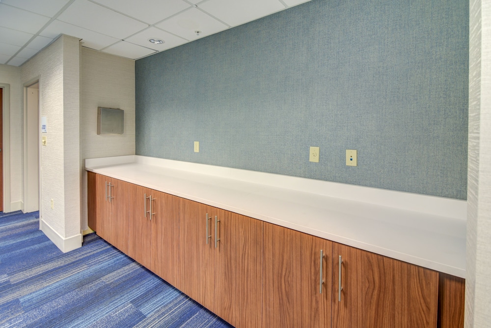 Holiday Inn Express & Suites Foley by IHG - photo 73