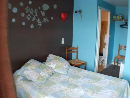 Hôtel Au jardin St Michel in Pontorson, France