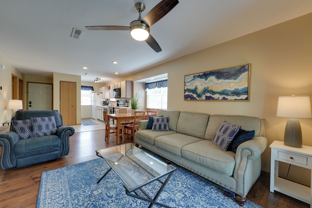 Branson Condo w Lake Access Resort Amenities - photo 4