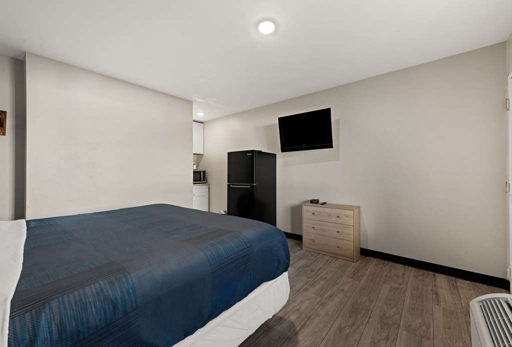 Rodeway Inn Charlotte Independence Blvd. - photo 26