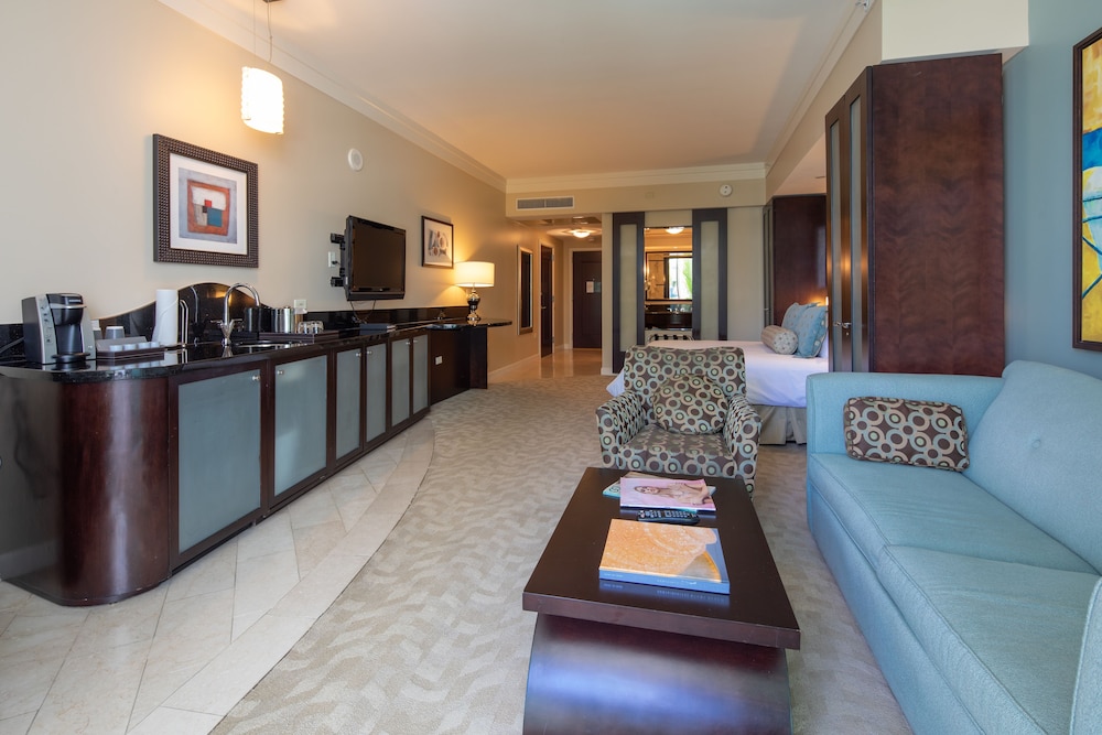 Fontainebleau Miami Beach Private Luxury Suites - photo 148