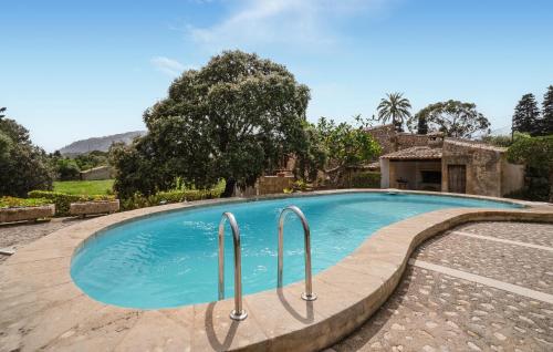 Colonya Petit - carbon neutral hotel in Pollenca