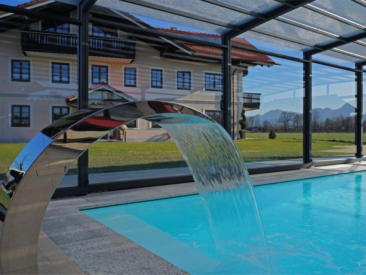 Quaint Holiday Home in Feldwies near Ski Area — Ubersee — photo 2