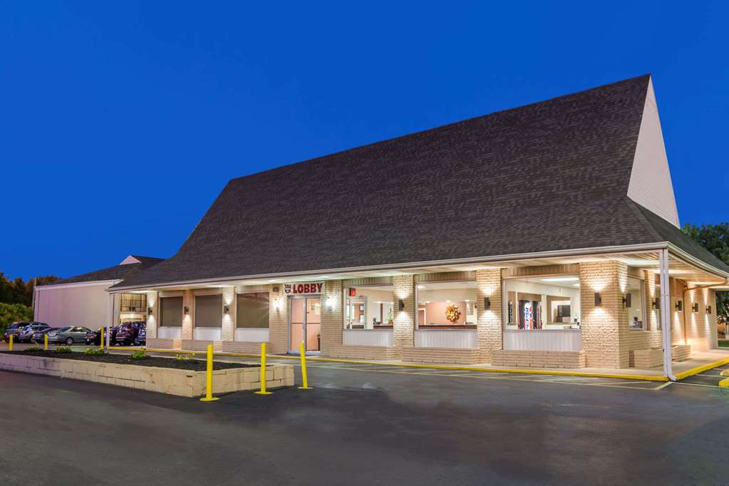 Knights Inn Lebanon - photo 3