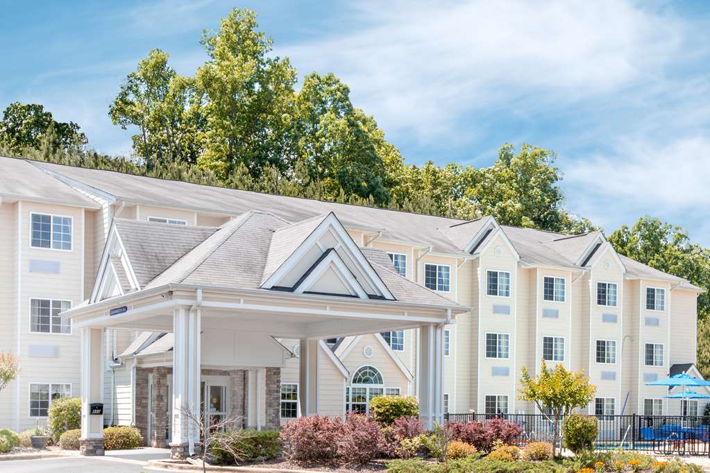 Microtel Inn & Suites by Wyndham Gardendale Birmingham North — hotel in Gardendale