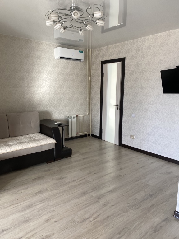 Semeynaya 3 Kh Komnatnaya Flat in Yaroslavl, Russia