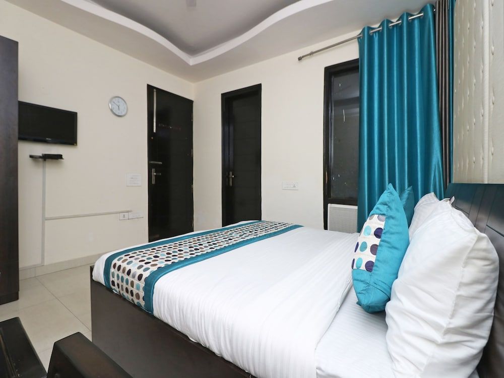 OYO 9994 Springs Homes