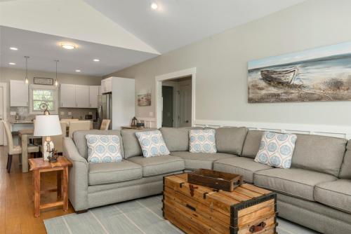 All Summer Long by Oak Island Accommodations - photo 9