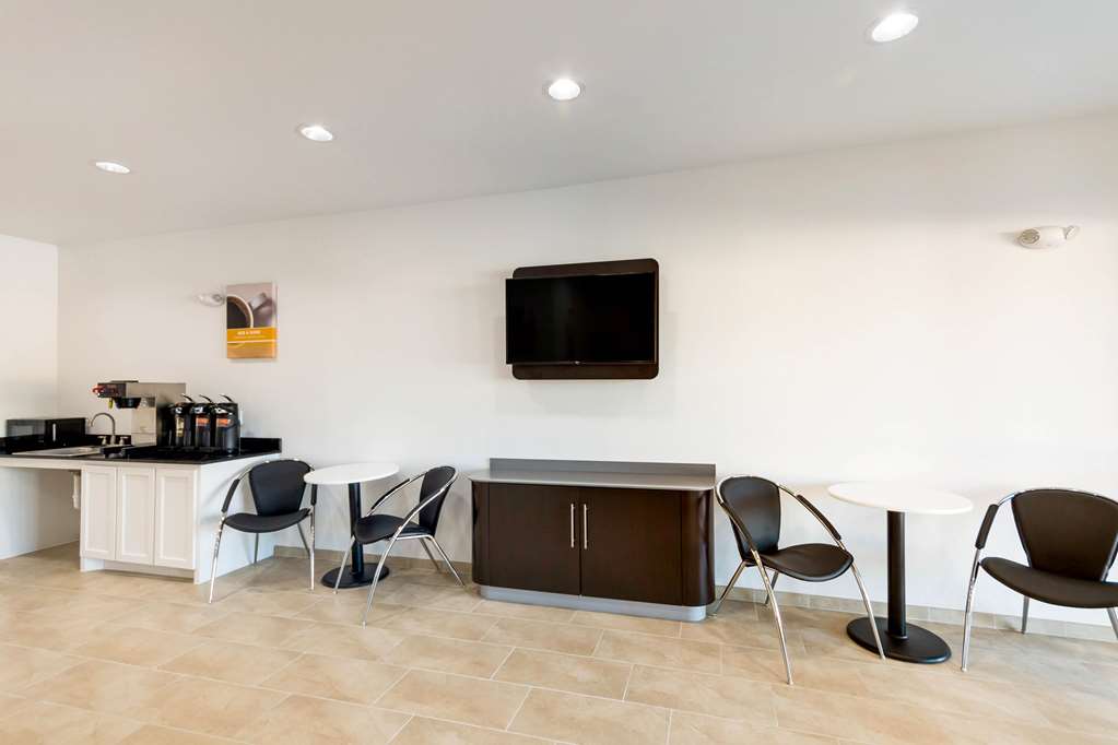 Motel 6 Channelview TX - photo 28