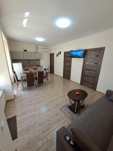 Hasmik house — 4-Star Luxury Hotel in Areni, Armenia