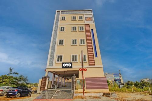 Super Hotel O Sri Nirvana Pride — 4-Star Luxury Hotel in Hyderabad, India