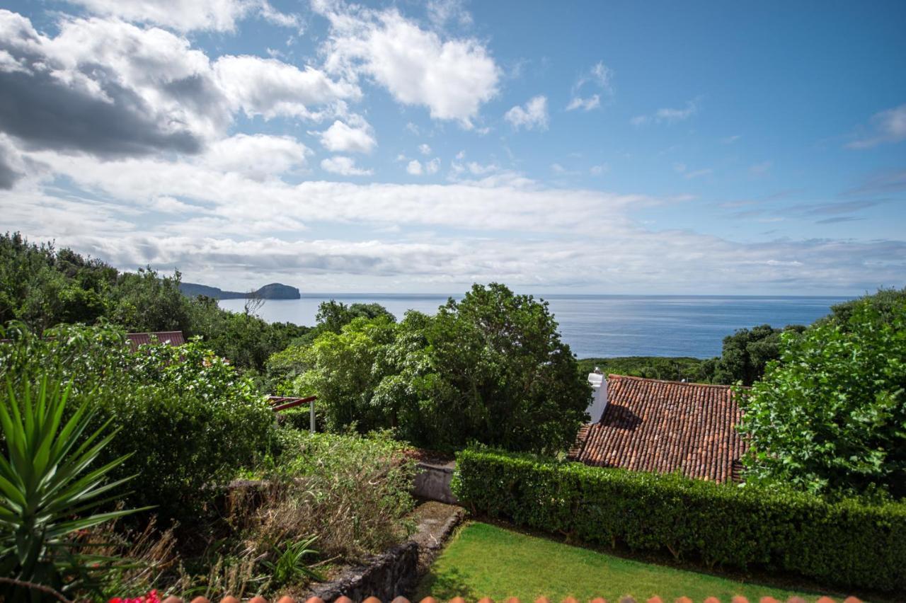 Casa Do Nuno T2 — 4-Star Luxury Hotel in Horta, Portugal