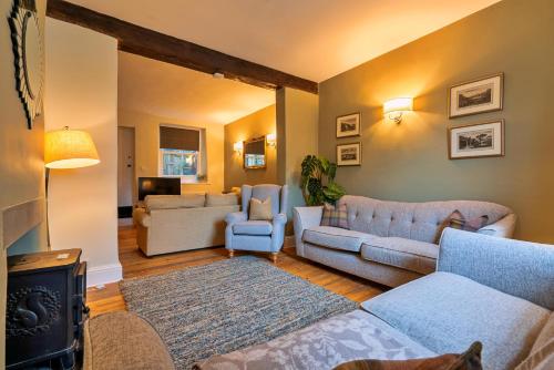 Finest Retreats The Cottage at Tideswell — 4-Star Luxury Hotel in Tideswell, United Kingdom