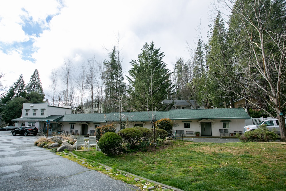 Outside Inn - photo 235