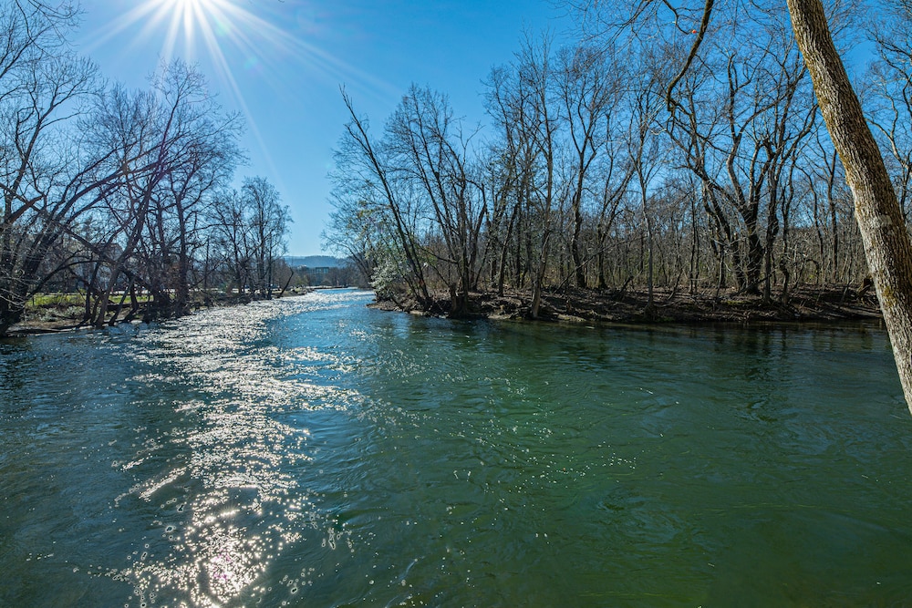 River Bend Inn - photo 18
