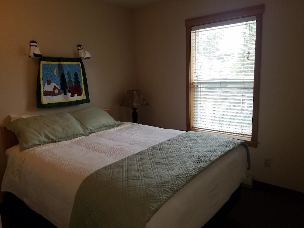 Sea Breeze Court - photo 6