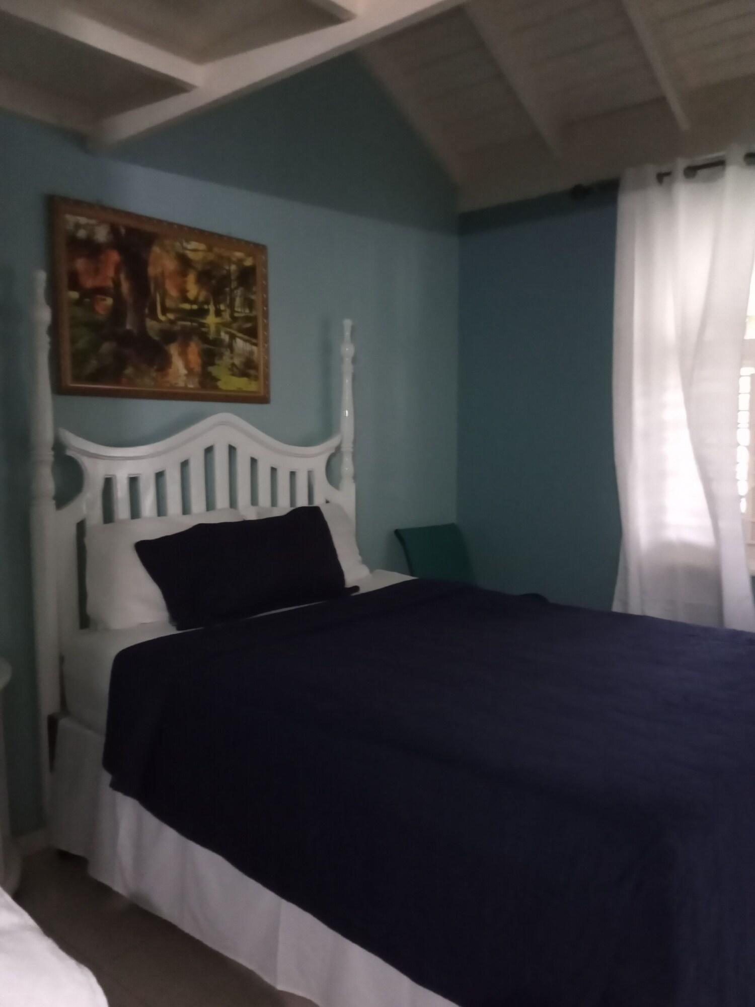 Apartment by the Beach Sleeps 4 — 4-Star Luxury Hotel in Ocho Rios, Jamaica