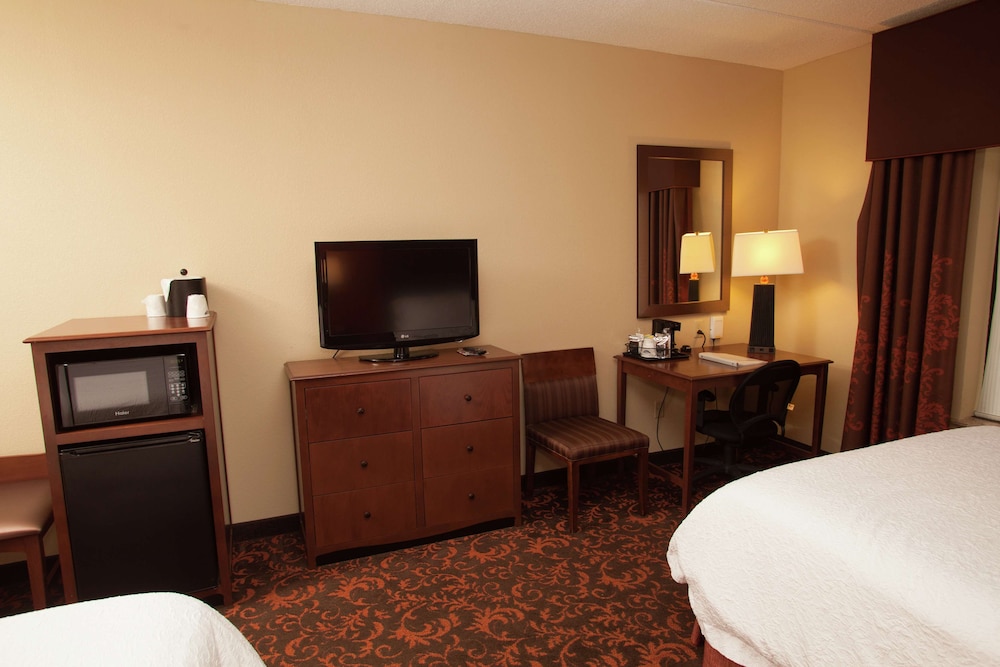 Hampton Inn Elmira Horseheads - photo 16