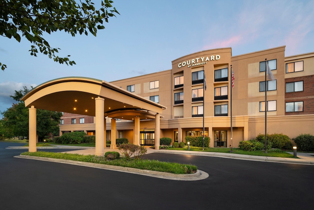 Courtyard by Marriott Richmond North — hotel in Glen Allen