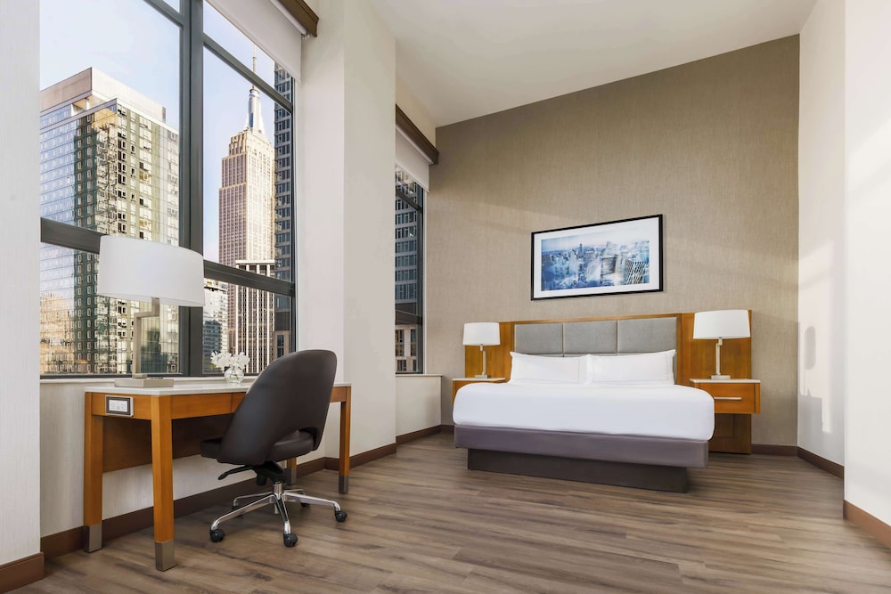 DoubleTree by Hilton Hotel New York City Chelsea - photo 7