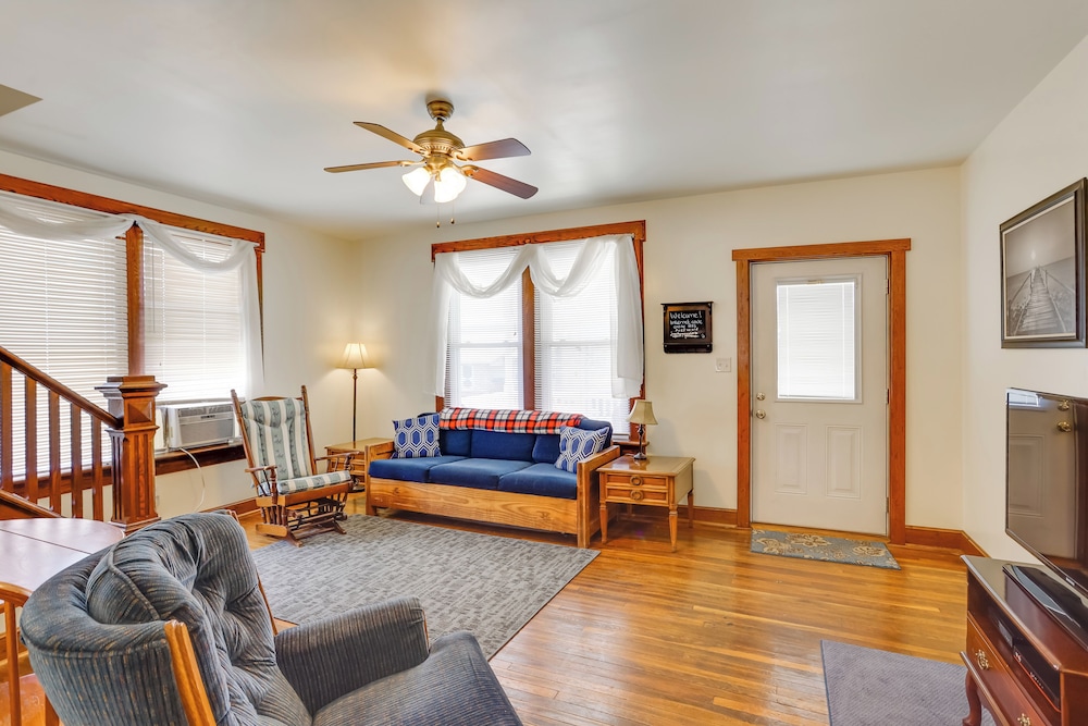 Amish Country Townhome Near Hiking And Fly Fishing 19741895 — Lock Haven