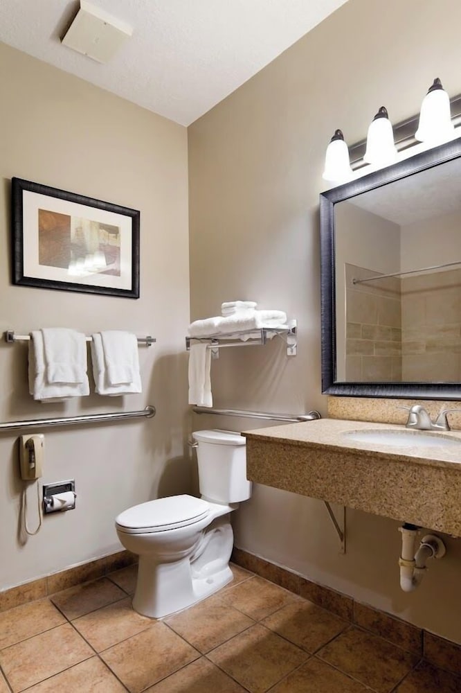Cedar Shore Resort - photo 22