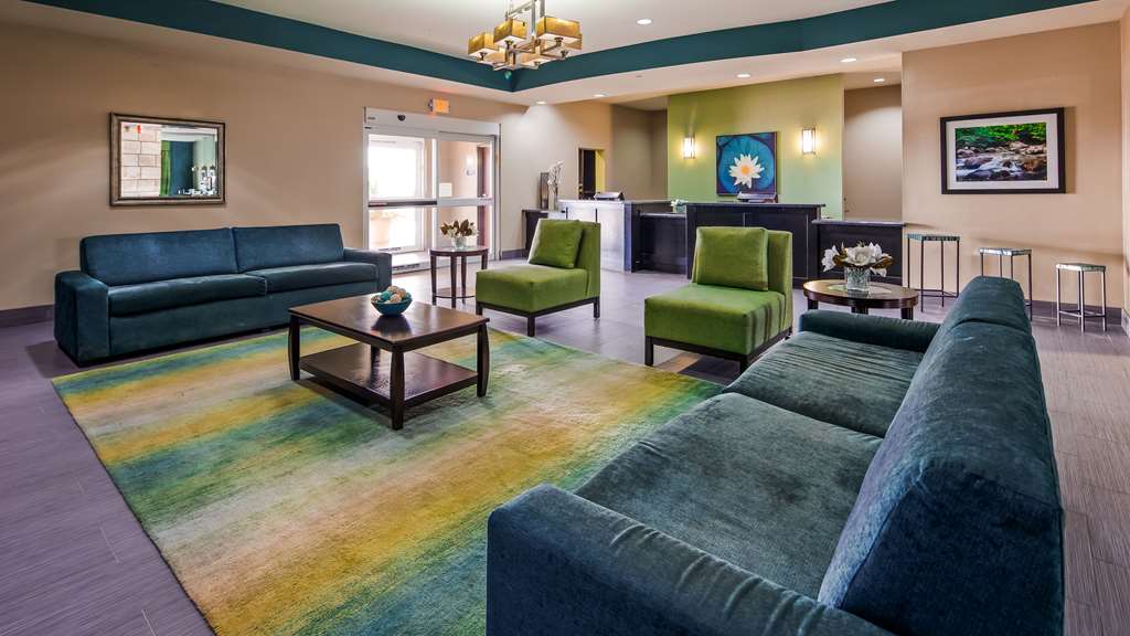 Best Western Plus Carrizo Springs Inn & Suites - photo 5
