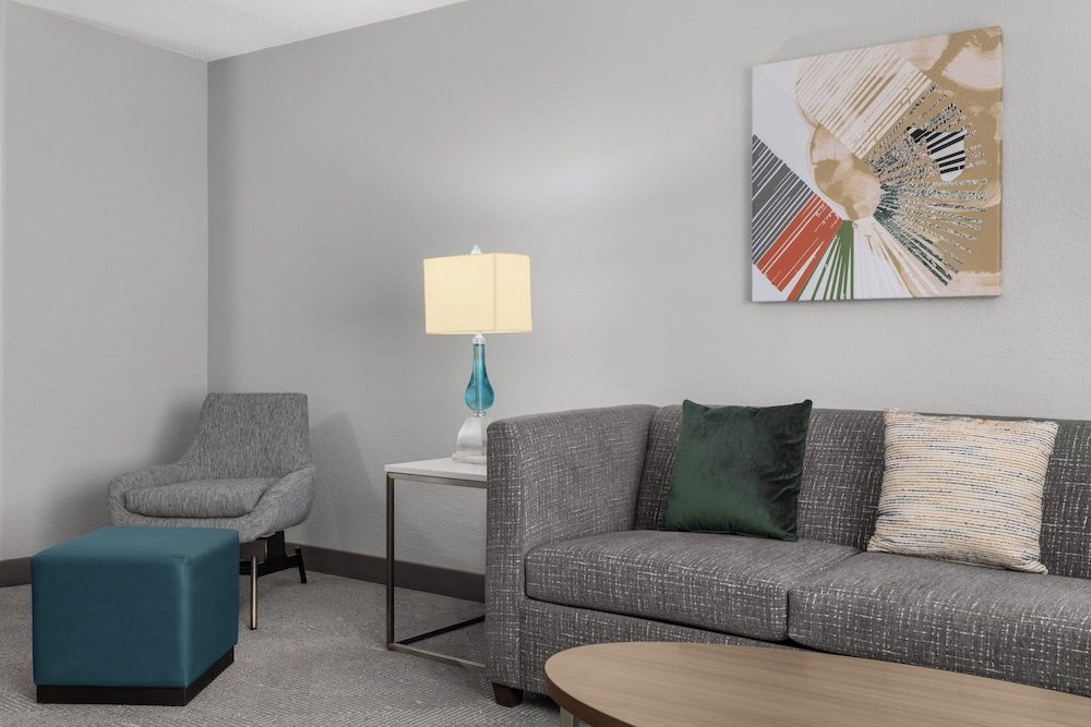 Holiday Inn Coralville Iowa City by IHG - photo 12
