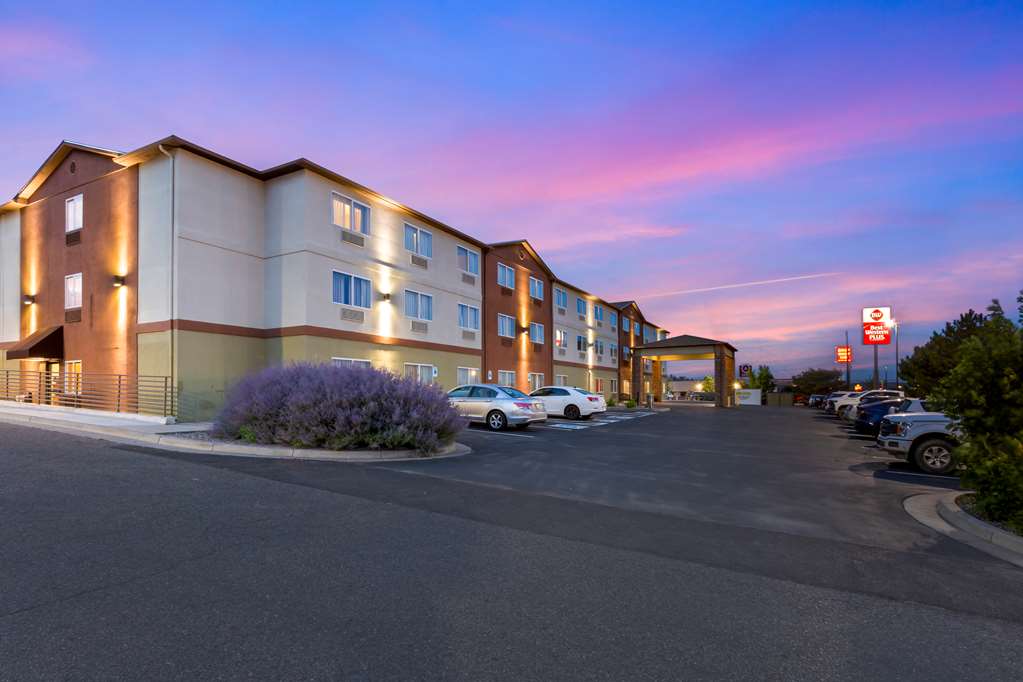 Best Western Plus The Four Corners Inn - photo 9