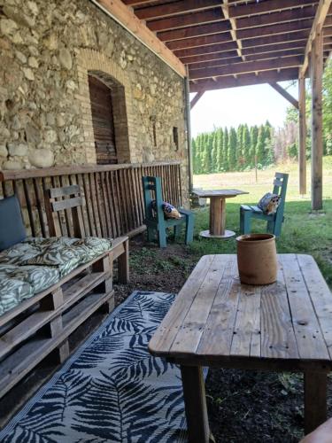 Les Gites du Saro 25 Min Stations Devoluy - carbon neutral hotel in Unknown City