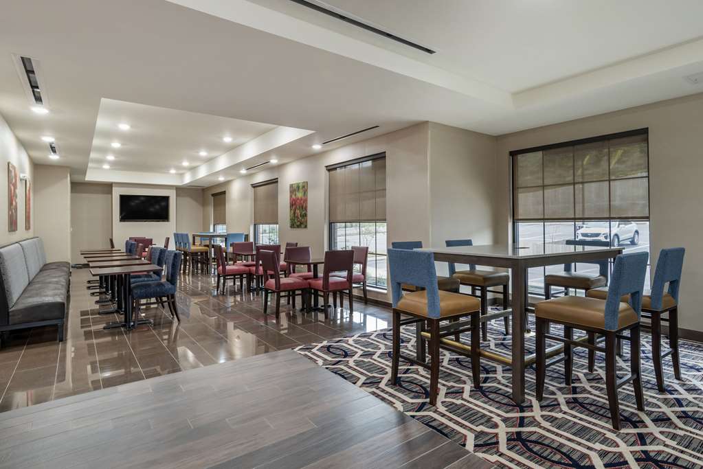 Comfort Inn & Suites Downtown near University - photo 50