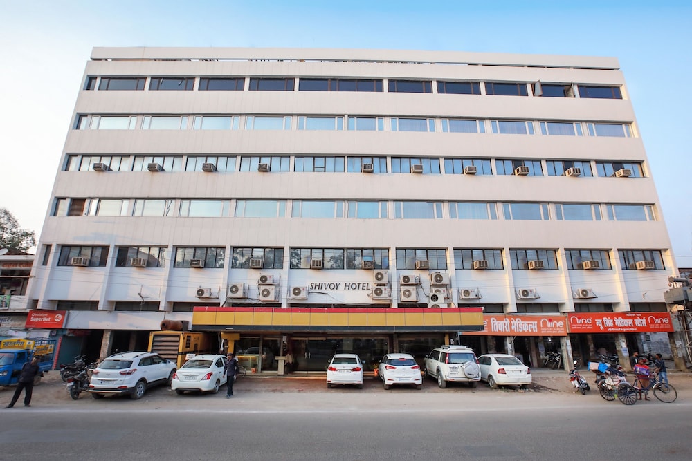 Shivoy Hotel - last minute hotel in Gorakhpur