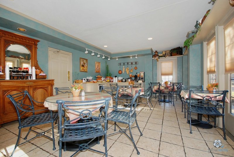 Best Western Old Main Lodge - photo 3