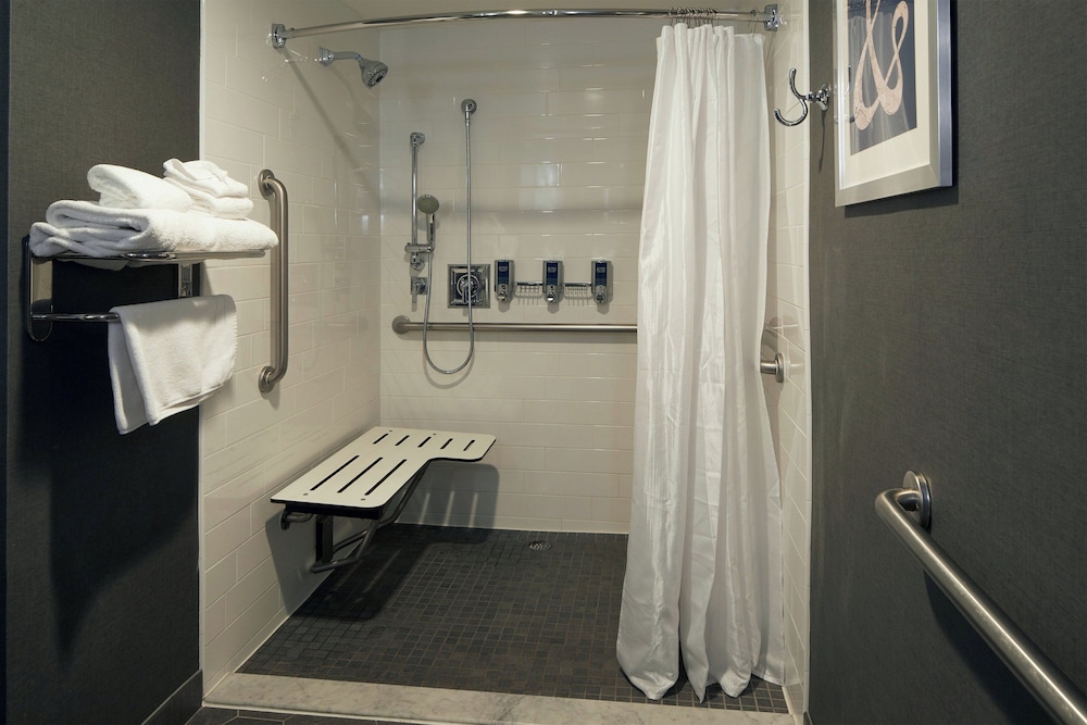 Four Points by Sheraton Los Angeles Westside - photo 19