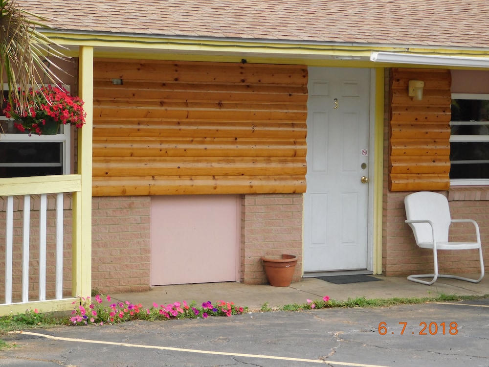 Little Shamrock Motel - photo 48
