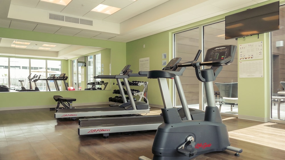 Holiday Inn Express & Suites Miami Airport East by IHG - photo 54