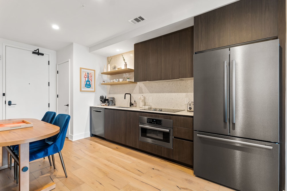 Austin Condo Hotel - photo 322