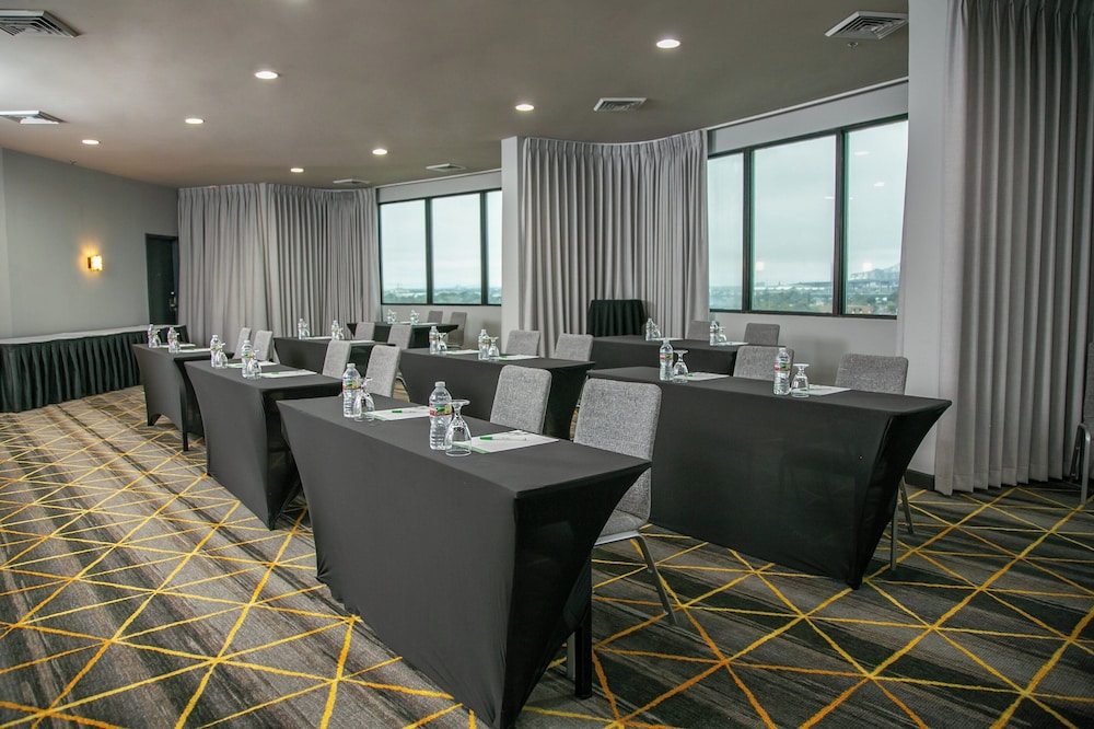 Holiday Inn New Orleans West Bank Tower by IHG - photo 79