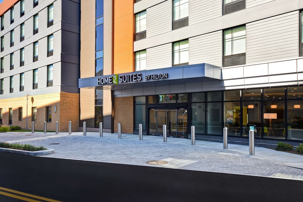 Home2 Suites by Hilton Boston South Bay - photo 34